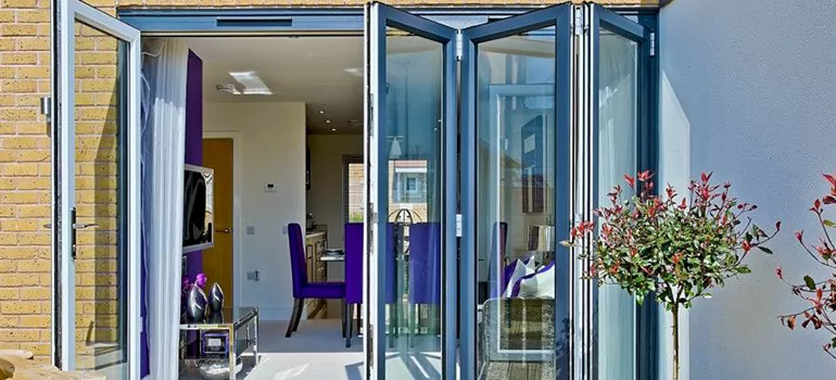 Commercial Door Glass Repair in Moncton, NB